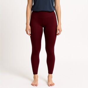 Aerie 7/8 Feel Free Light Support Red Leggings Size Medium New With Tags.